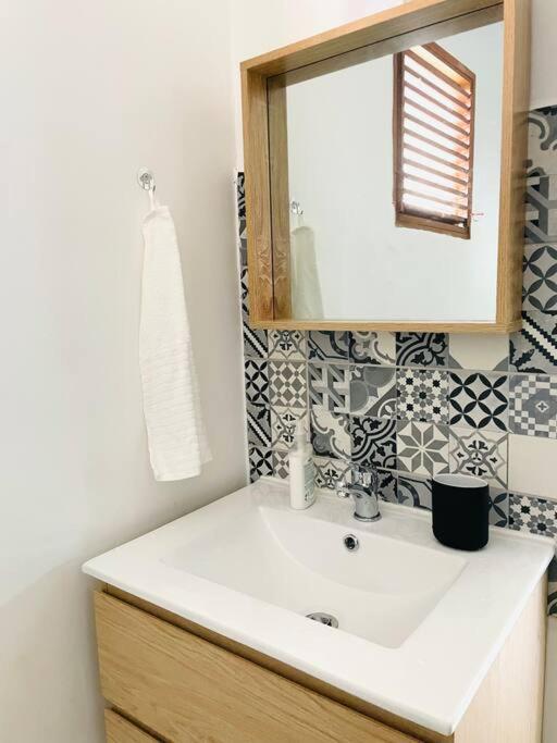 Apartament T2 Avec Parking - Entierement Climatise - Chez Elo Schoelcher Zewnętrze zdjęcie